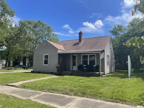 2017 Edith St, Murphysboro, IL 62966 photo 2