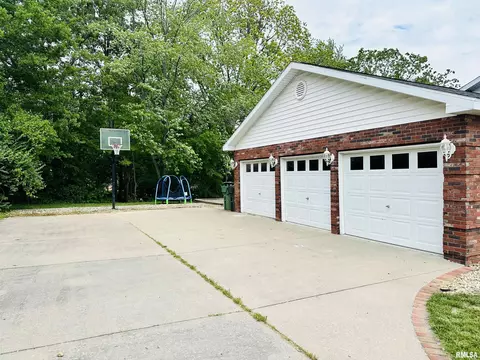 103 Mimosa Dr, Anna, IL 62906 photo 5