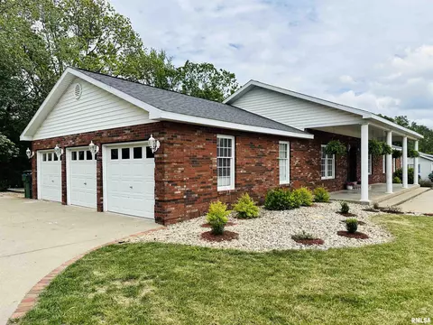 103 Mimosa Dr, Anna, IL 62906 photo 4