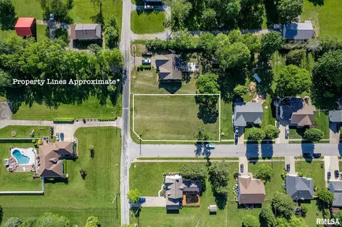 3 Hunters Ridge Drive, Mount Vernon, IL 62864
