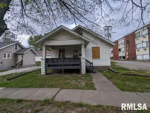 603 S Forest Ave, Carbondale, IL 62901