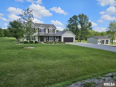 13928 N Dartmouth Ln, Mount Vernon, IL 62864