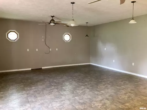 1804 E Spring Garden Rd, Marion, IL 62959 photo 34