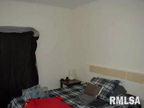 809 N Van Buren St, Marion, IL 62959 photo 22