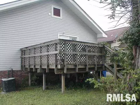809 N Van Buren St, Marion, IL 62959 photo 4