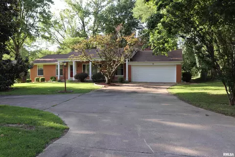 25 Hillcrest Dr, Carbondale, IL 62901