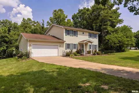 224 Cashen Dr, Makanda, IL 62958