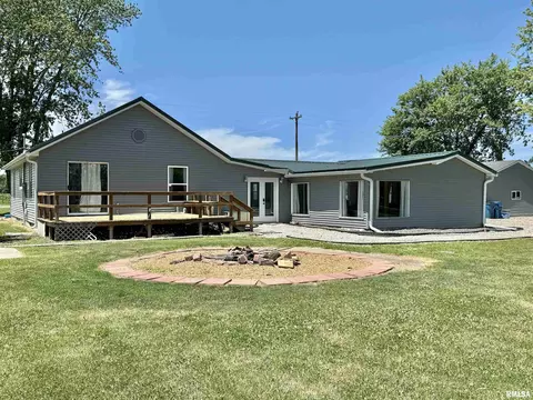 Exterior - 2076 N State Rd, Flora, IL 62839 photo 18 of 18