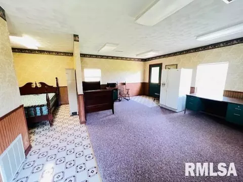 709 Walnut Hill Rd, Centralia, IL 62801 photo 16