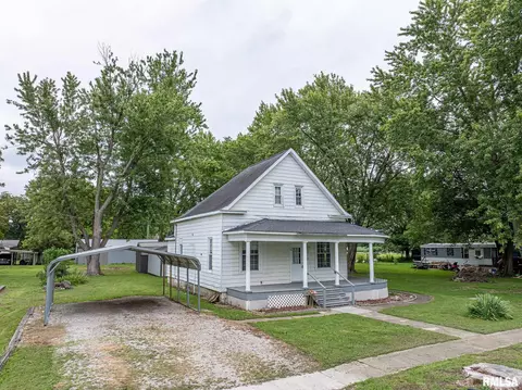 408 Perkins St, Odin, IL 62870 photo 23