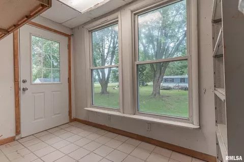 408 Perkins St, Odin, IL 62870 photo 14