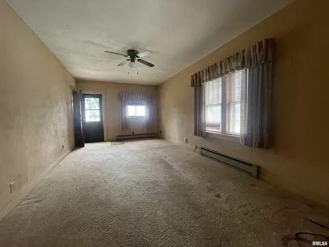 1935 Logan St, Murphysboro, IL 62966 photo 6
