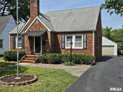 814 Pace Ave, Mount Vernon, IL 62864 photo 4