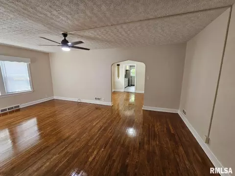 814 Pace Ave, Mount Vernon, IL 62864 photo 17