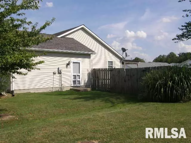  1804 Crown Rd, Herrin, IL 62948 photo 17