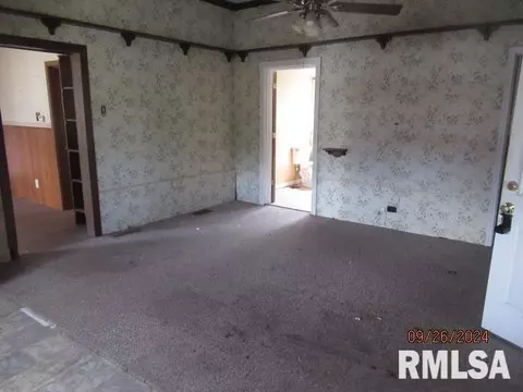 721 N 16th St, Herrin, IL 62948 photo 8