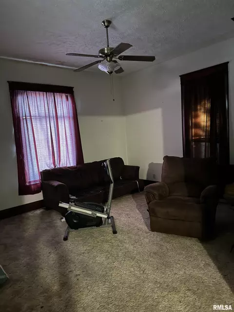 319 E 6th St, Centralia, IL 62801 photo 18