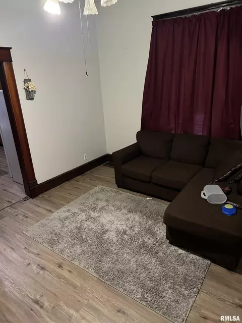 319 E 6th St, Centralia, IL 62801 photo 16