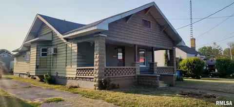 405 N Victor St, Christopher, IL 62822 photo 1