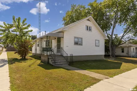 1310 E Main St, West Frankfort, IL 62896