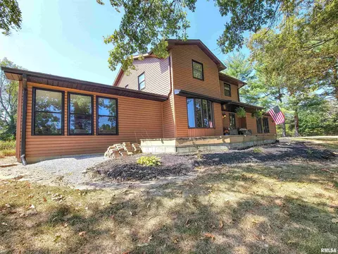 Exterior - 62 Hancock Dr, Flora, IL 62839 photo 22 of 25
