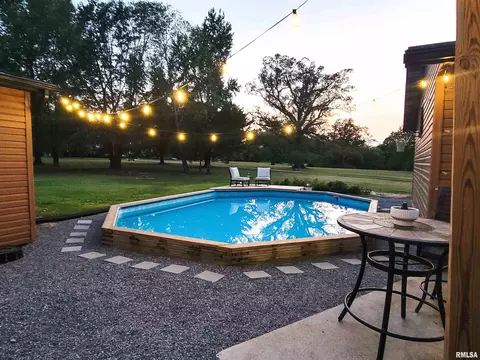 Exterior - 62 Hancock Dr, Flora, IL 62839 photo 15 of 25