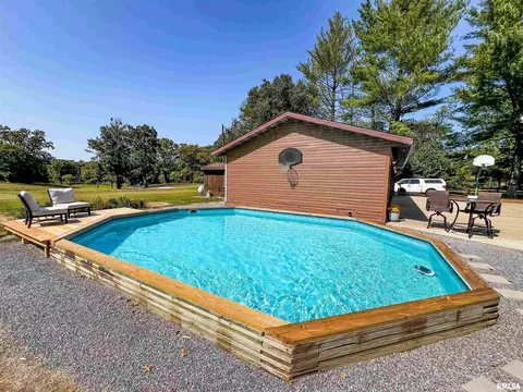 Exterior - 62 Hancock Dr, Flora, IL 62839 photo 18 of 25
