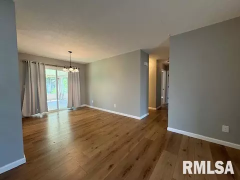 2003 Westminster Rd, Marion, IL 62959 photo 9