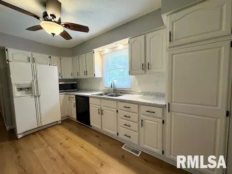 2003 Westminster Rd, Marion, IL 62959 photo 24