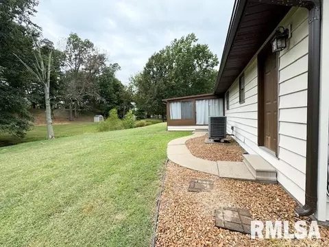 2003 Westminster Rd, Marion, IL 62959 photo 3