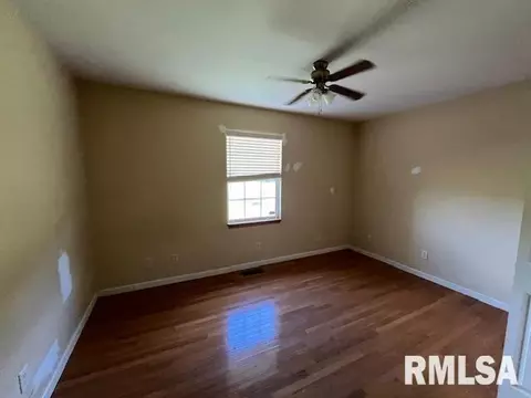 152 Dunivan Rd, Murphysboro, IL 62966 photo 9