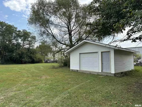 0000 N 9th St, Herrin, IL 62948