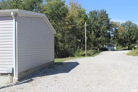 851 W Lincoln St, Dix, IL 62830 photo 33