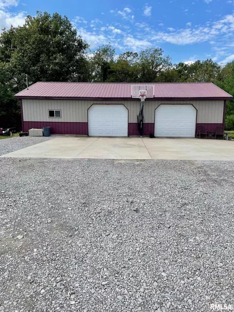 191 White Rd, Eldorado, IL 62930 photo 8