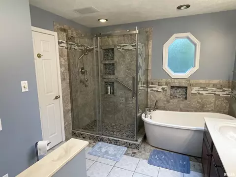 1702 Reveille Dr, Marion, IL 62959 photo 29