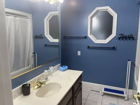 1702 Reveille Dr, Marion, IL 62959 photo 30
