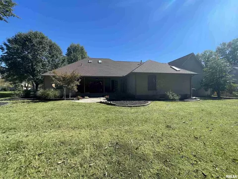 1702 Reveille Dr, Marion, IL 62959 photo 8