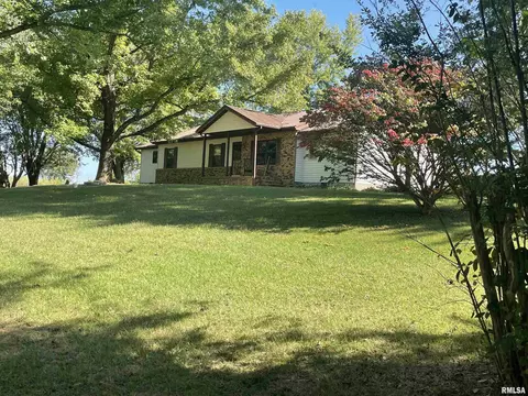 2540 N Old Hwy 51 Hwy, Cobden, IL 62920