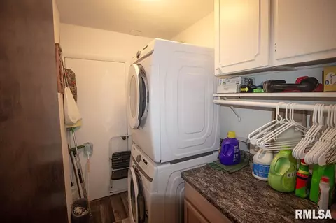 1029 E Calumet St, Centralia, IL 62801 photo 8