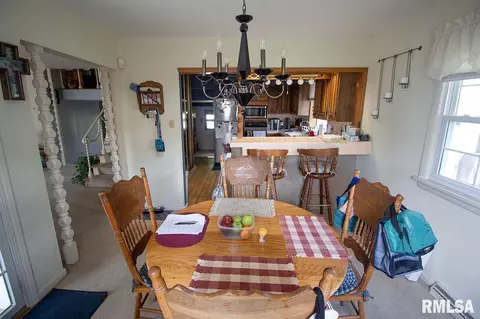 1029 E Calumet St, Centralia, IL 62801 photo 13