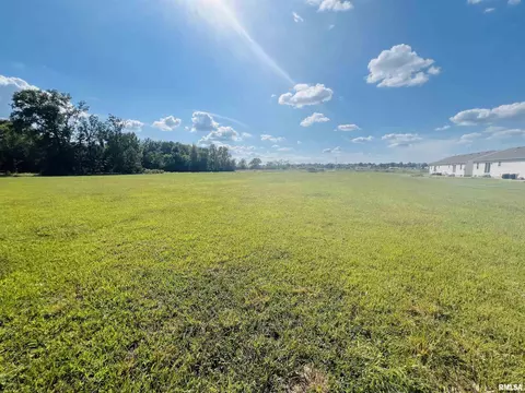 0000 Water St, Harrisburg, IL 62946