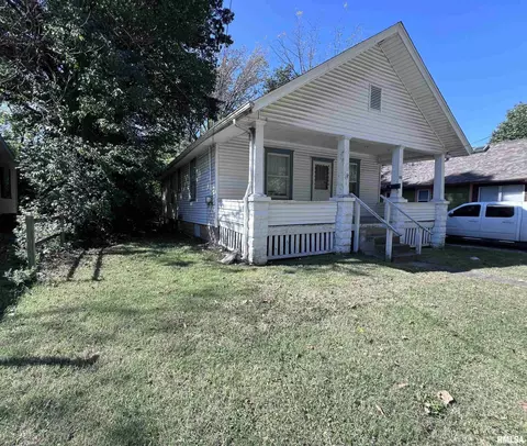308 S Forest Ave, Carbondale, IL 62901