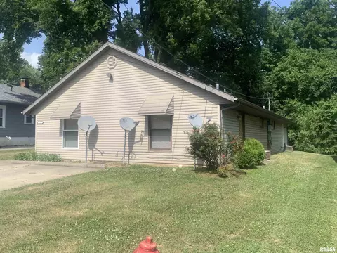 714 N 23rd St, Murphysboro, IL 62966