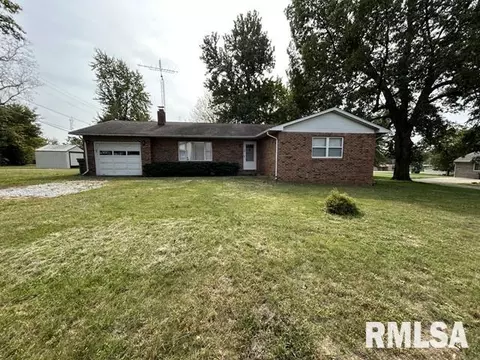 121 W Washington St, Dix, IL 62830 photo 1