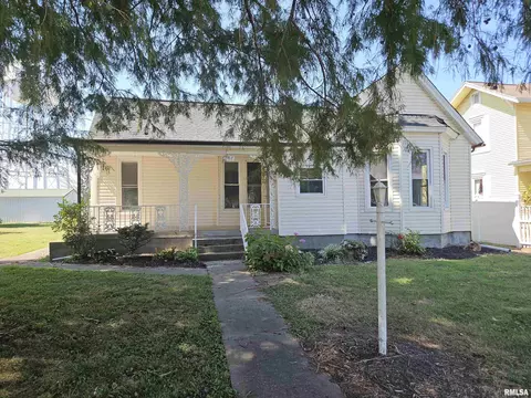 507 S Mill St, Pinckneyville, IL 62274