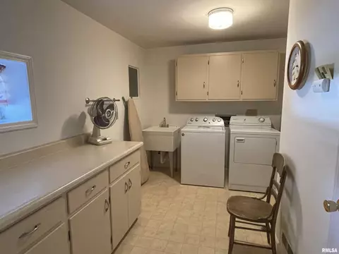 200 N 12th St, Herrin, IL 62948 photo 31