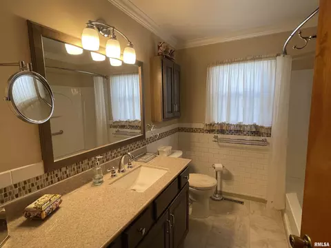 200 N 12th St, Herrin, IL 62948 photo 11