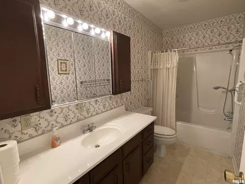 200 N 12th St, Herrin, IL 62948 photo 28