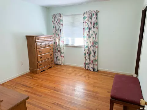 100 Division St, Anna, IL 62906 photo 17