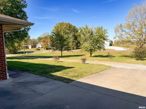 100 Division St, Anna, IL 62906 photo 10